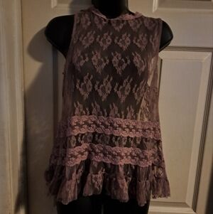 Eyeshadow sheer tank top size medium 5/$25